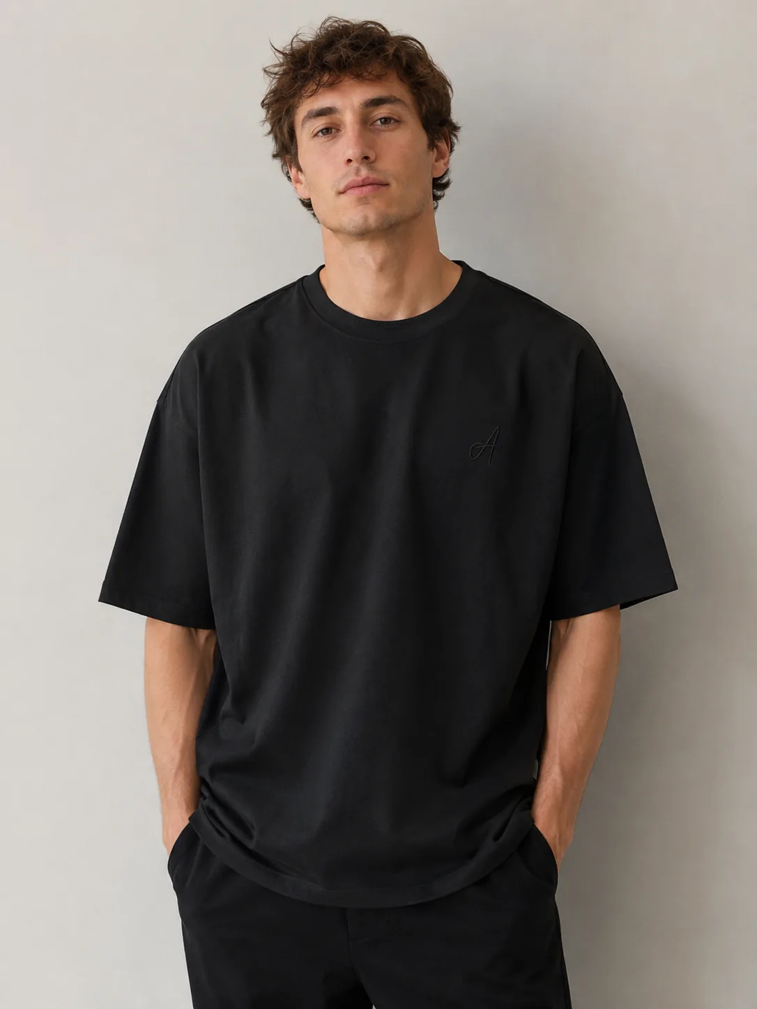 Model wearing an AVERON regular fit tee